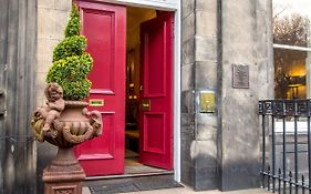 Six Brunton Place Guest House